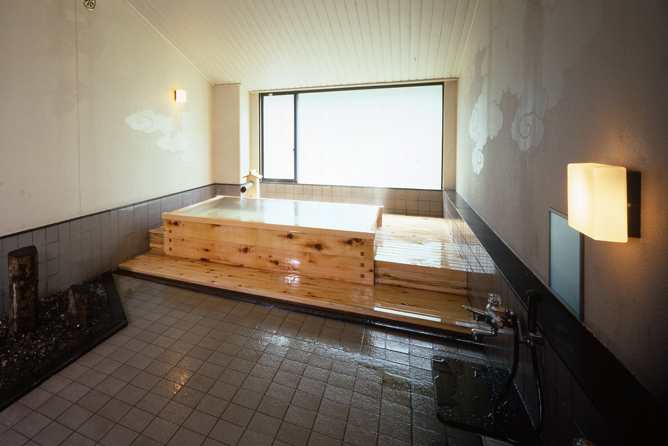 箱根温泉　貸切風呂第9位　湯本富士屋ホテル 弥次喜多の湯