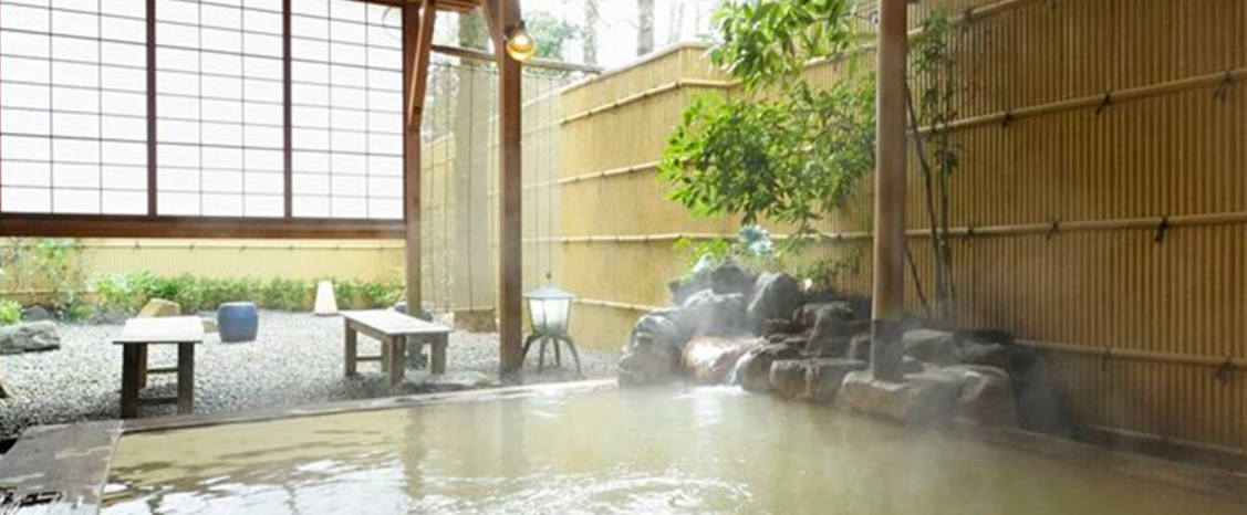 箱根温泉で食べ放題プランがあるホテルお宿第5位：リゾートホテルリ・カーヴ箱根 