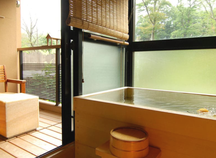 箱根温泉のバリアフリーのお宿第6位：季の湯　雪月花（共立リゾート）　浴室