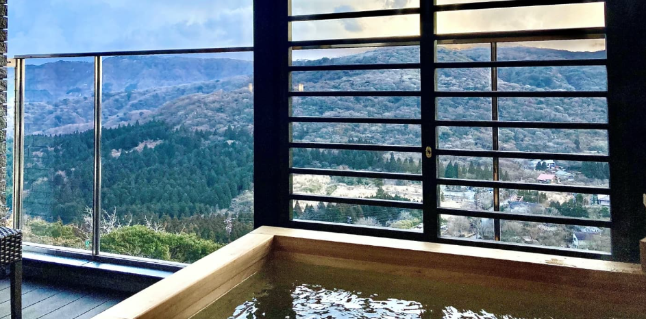 箱根温泉で新しいお宿ホテル第4位：雲海の宿 ホテル四季の館箱根芦ノ湖 