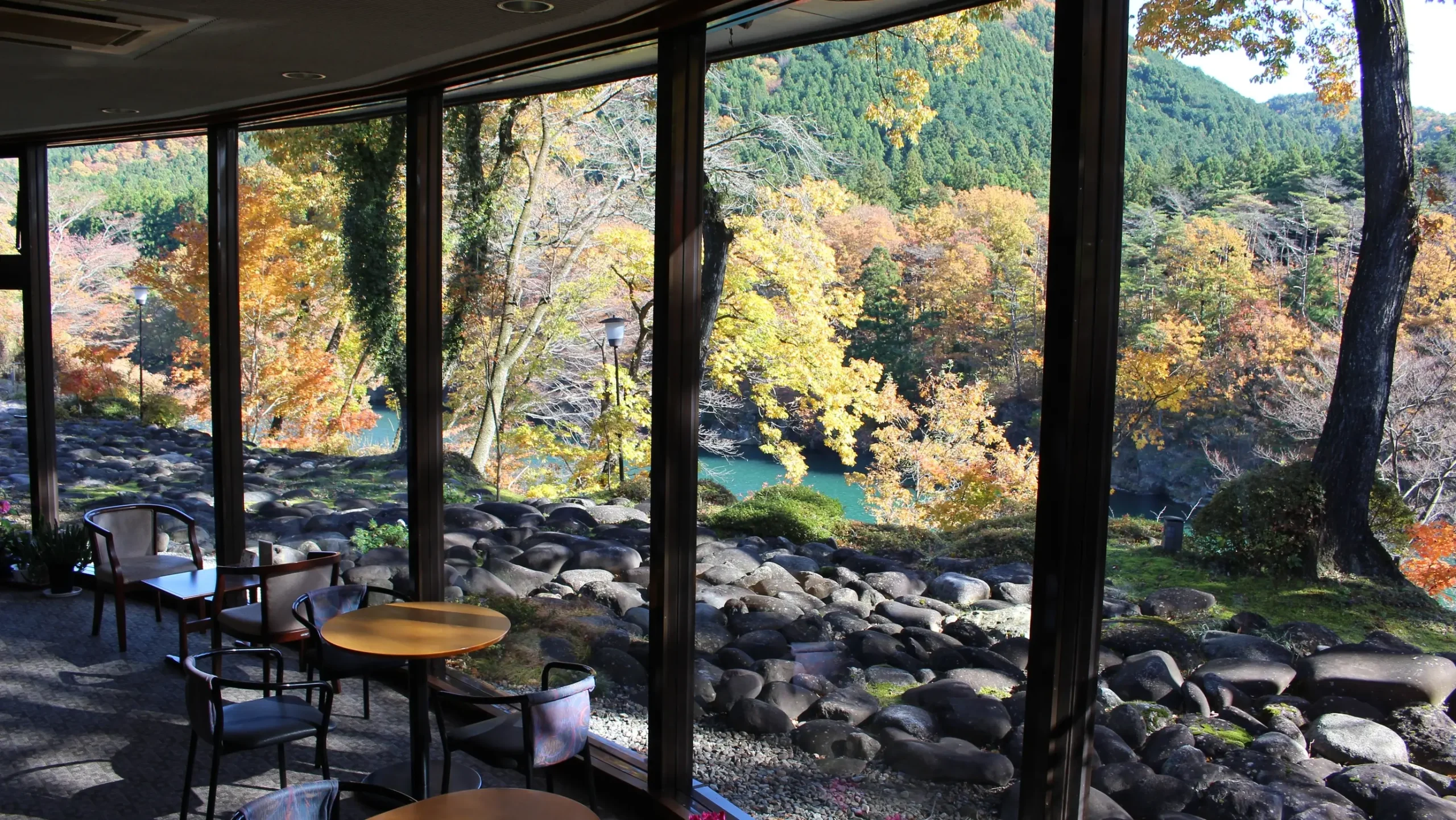 鬼怒川温泉の紅葉を楽しめる宿：第10位 　きぬの宿 志季大瀞2 