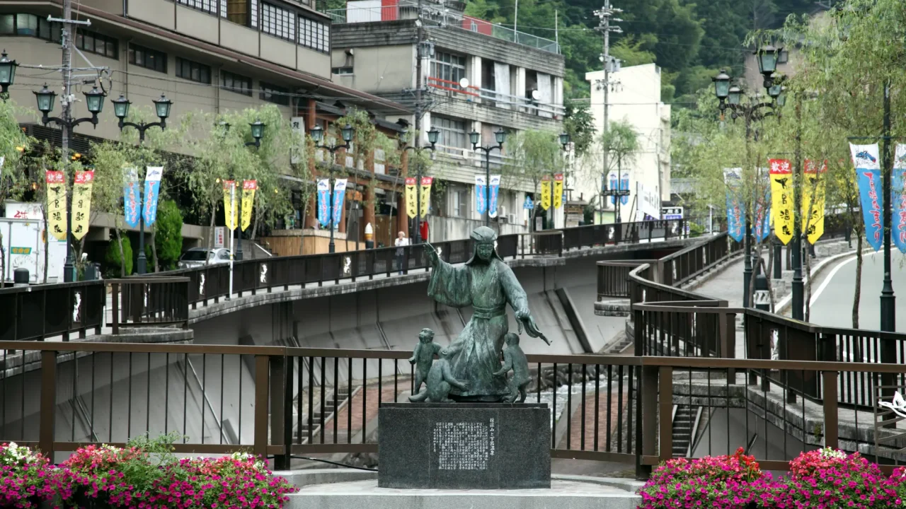 下呂　温泉　一泊二日